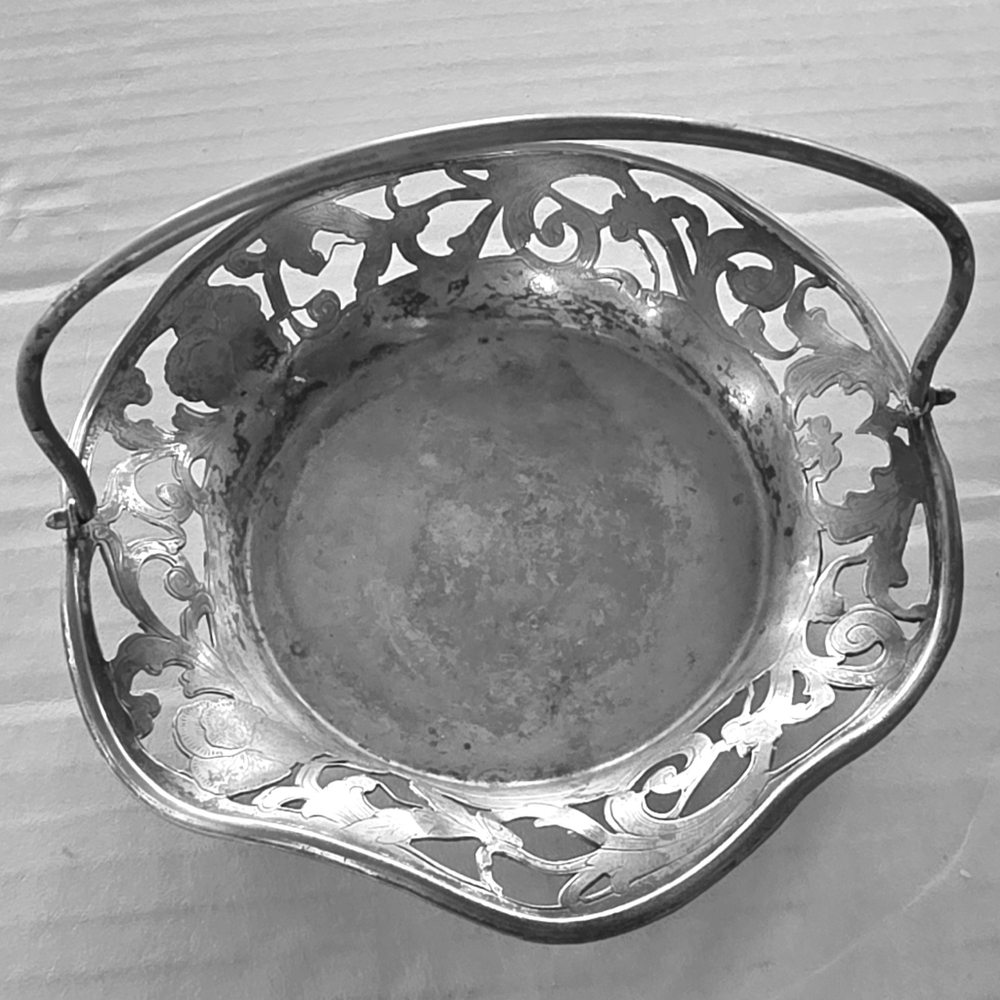 Art Nouveau Silver Plated Basket (5" Across) No Markings- Lovely - Picture 8 of 8